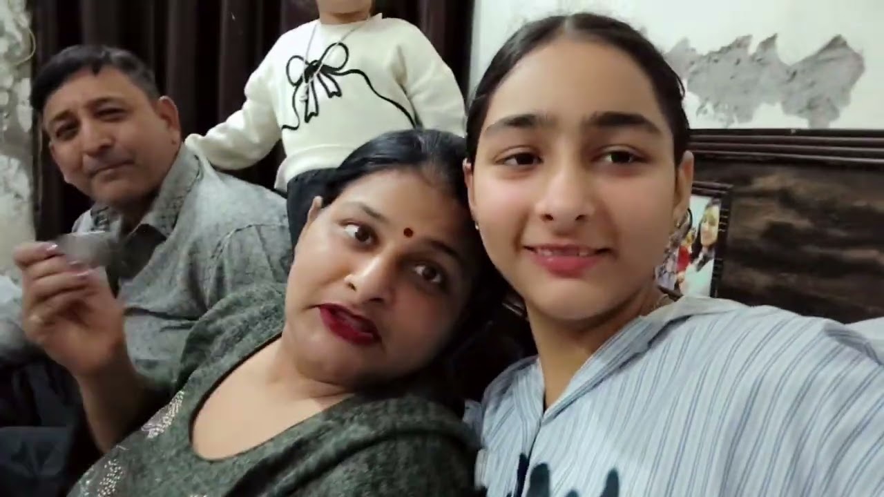 Valentines day🌹🤭😝🧿Thanks dear patidev🥰😍😘#vlogwithgarima03 #comedy #fun#family#likeandsubscribe 