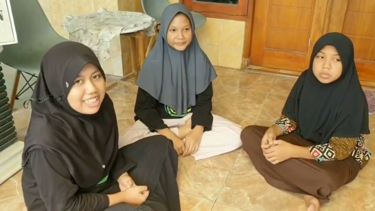 Group Sapidermen 6a jdl Tolong menolong.