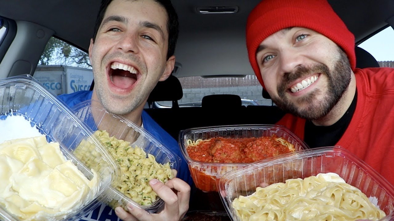 ITALIANS REACT TO THE BEST ITALIAN FOOD MUKBANG!!
