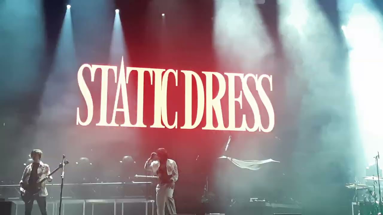 Static Dress - (live in Gliwice, Poland) | 4K