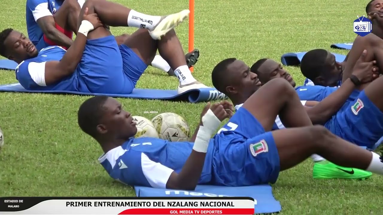 PRIMERA SESION DE ENTRENAMIENTO DEL NZALANG NACIONAL, DESDE EL HOTEL HASTA EL ESTADIO DE MALABO