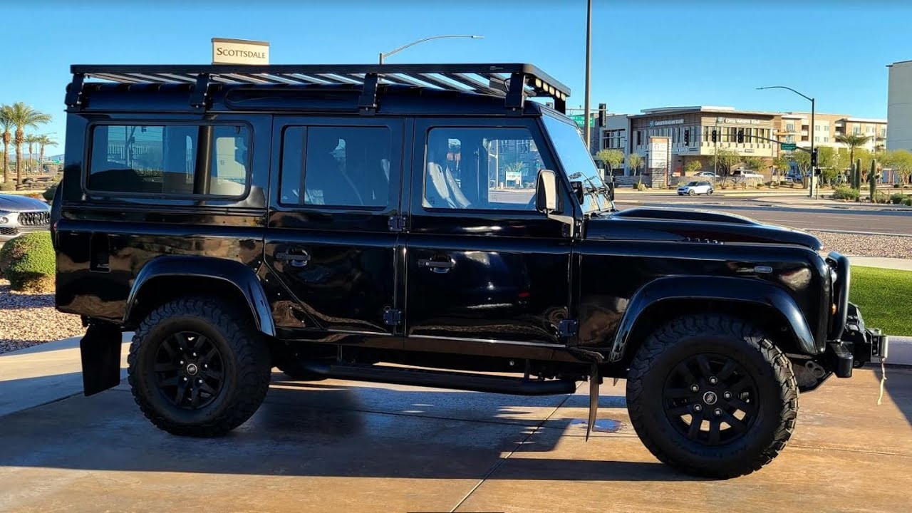 Arkonik Modified Land Rover Defender (4K) | Atkins Cars