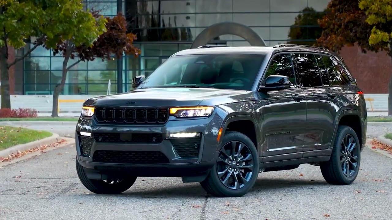 Jeep® Grand Cherokee 2026 года: новый двигатель Hurricane и обновлённый дизайн