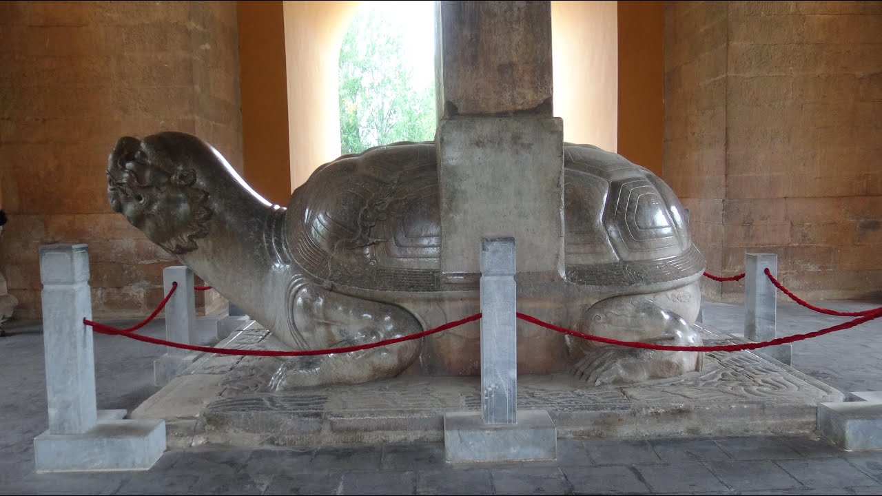 Beijing China - Shendao - The Changling Sacred Passage 4K