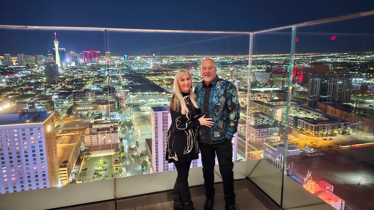 CIRCA LEGACY CLUB! #rooftop #vegaslife