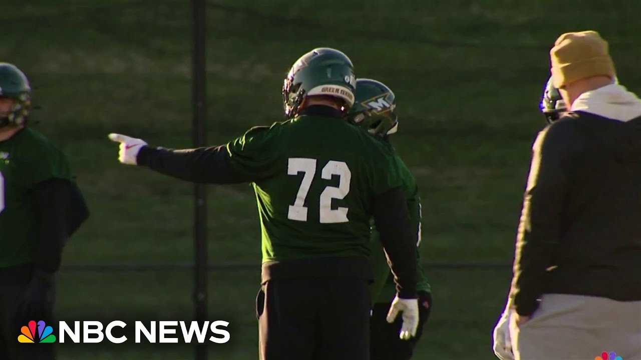 A 60-year-old cancer survivor is playing college football