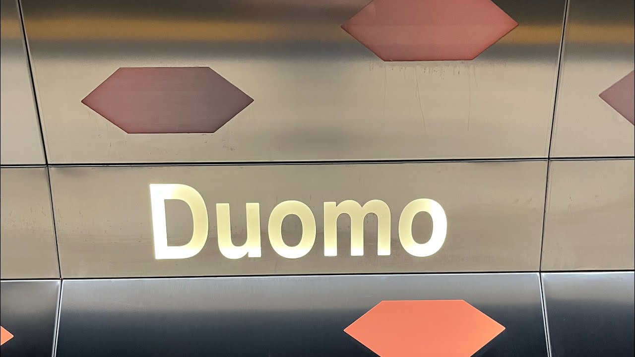 Stazione metro Duomo - Linea 1 (Napoli)