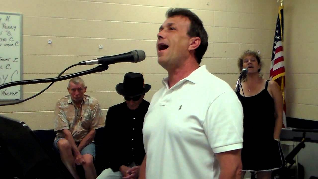 Randy Crowder sings 