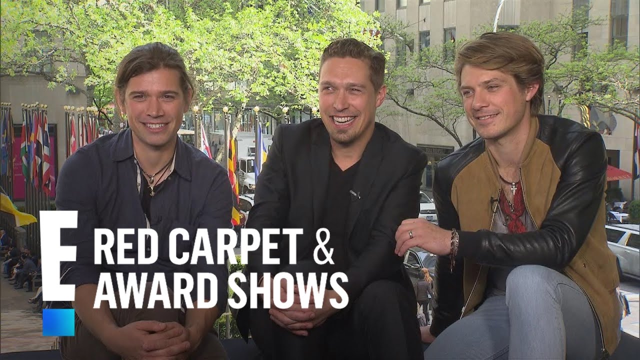 Кто есть кто в Hanson? | E! Красная дорожка и церемонии награждения