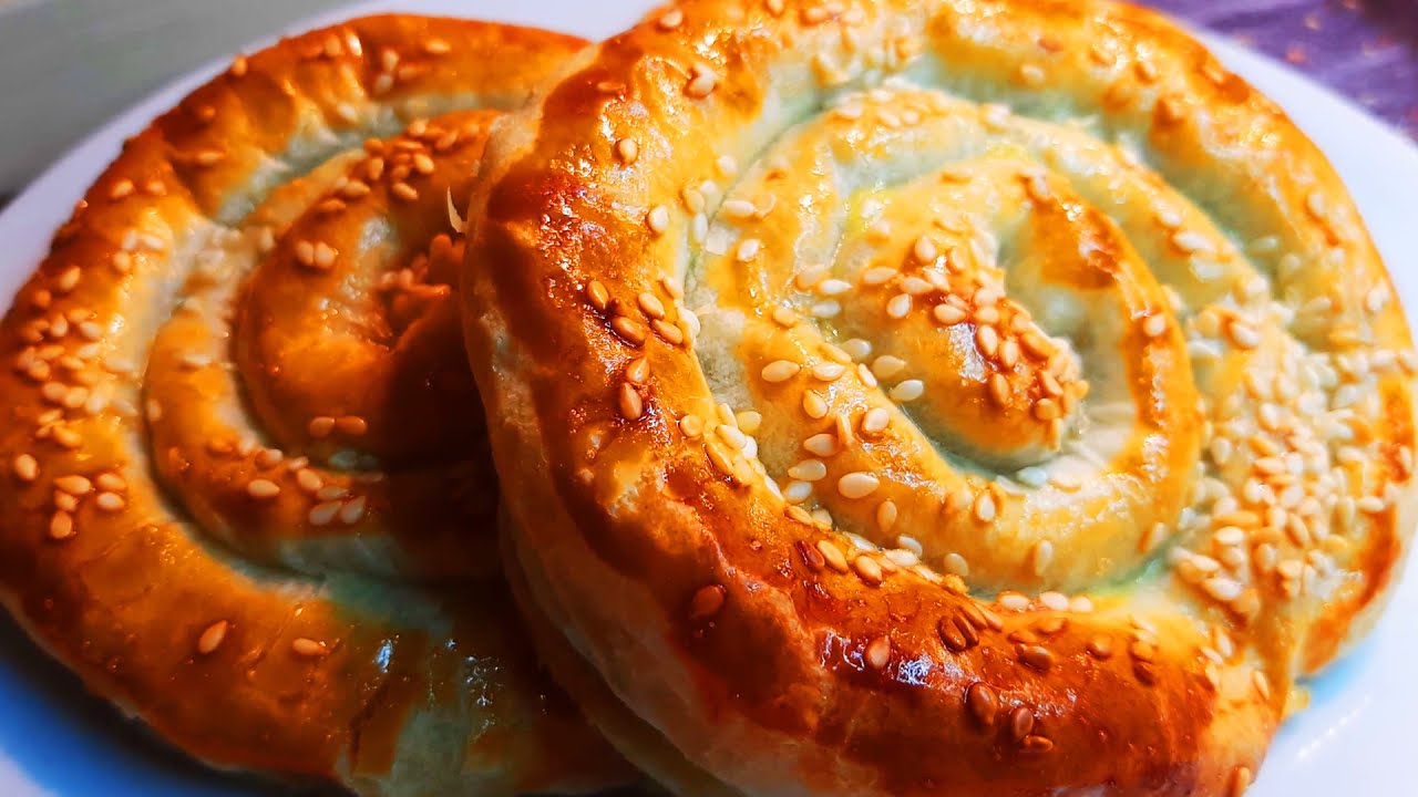 Греческая улитка с сыром и шпинатом