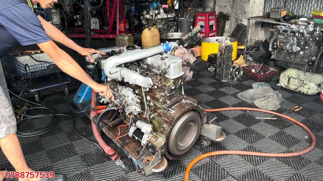 Mitsubishi 4D31 Turbo 4 chân lắp cho xe cuốc Sumi S265
