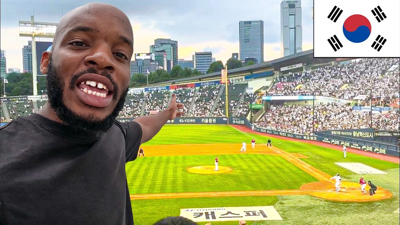 I Went to an EXCITING Baseball game in South Korea! (Better Atmosphere Than The USA) 🇰🇷