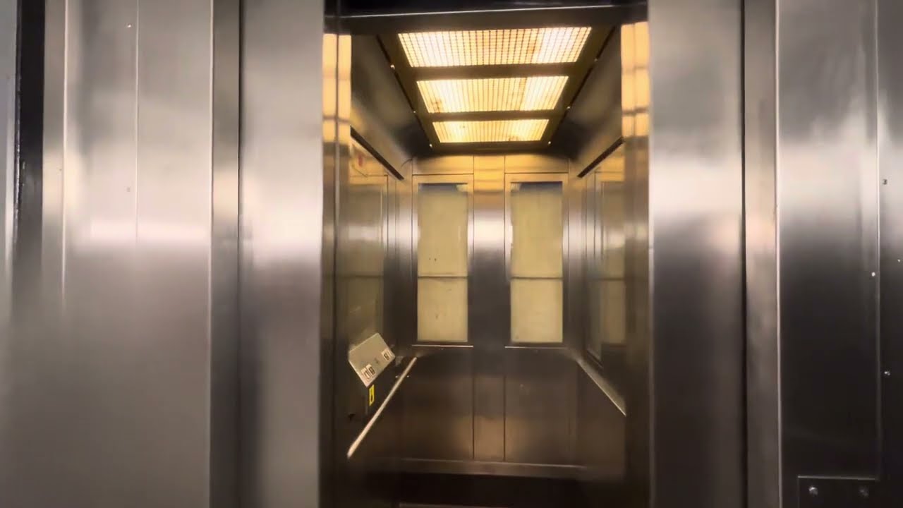 ITS STILL HERE! Schindler hydraulic lift at Thorildsplan metro station