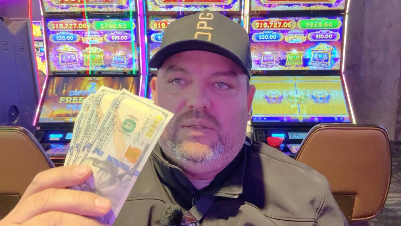 Arriesgue $400 Dolares En La Maquina De Mighty Cash Ultra Del Casino.