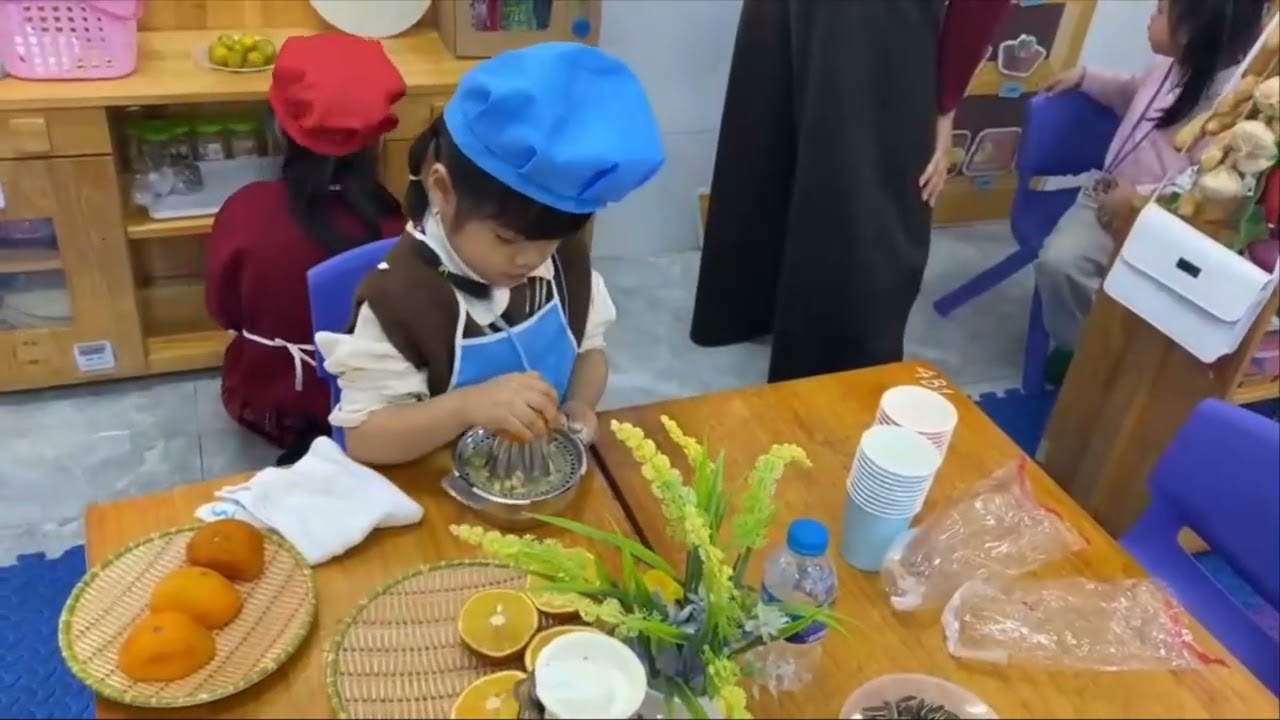 Hoạt động góc chủ đề 