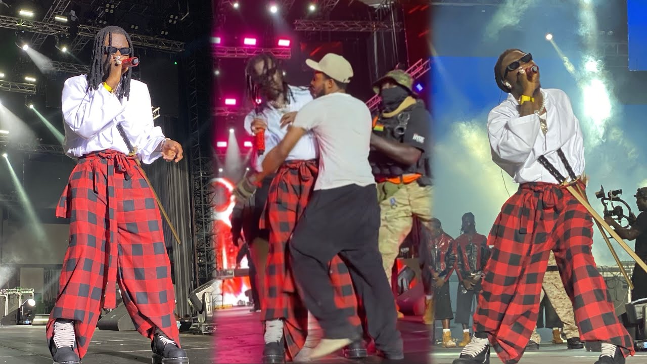 😳😳One Fan Attacks Stonebwoy on Stage at The Torcher Experience in Ho –Security Quickly Intervenes 