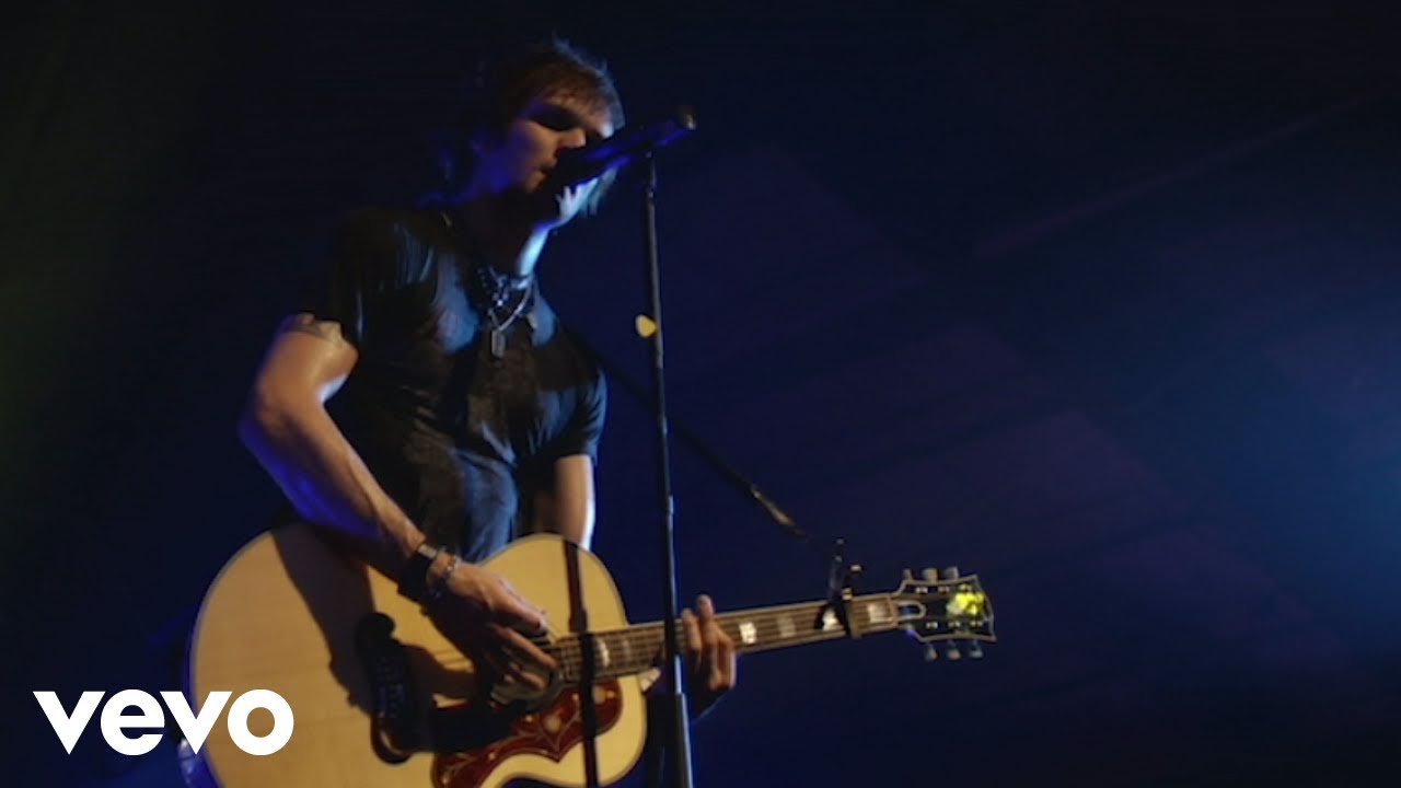 Boys Like Girls - Holiday (from Read Between The Lines)