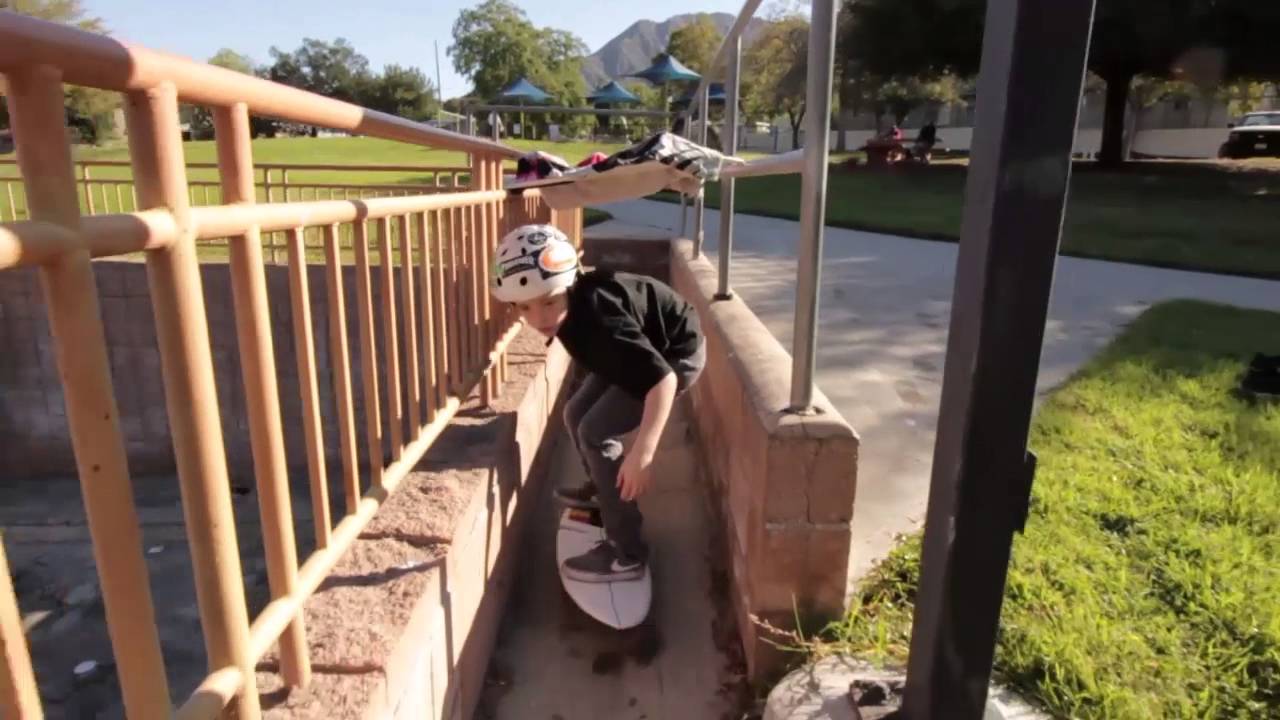 RipSurf - Sunland Swells w/ Bodie Dinnendahl [HD]