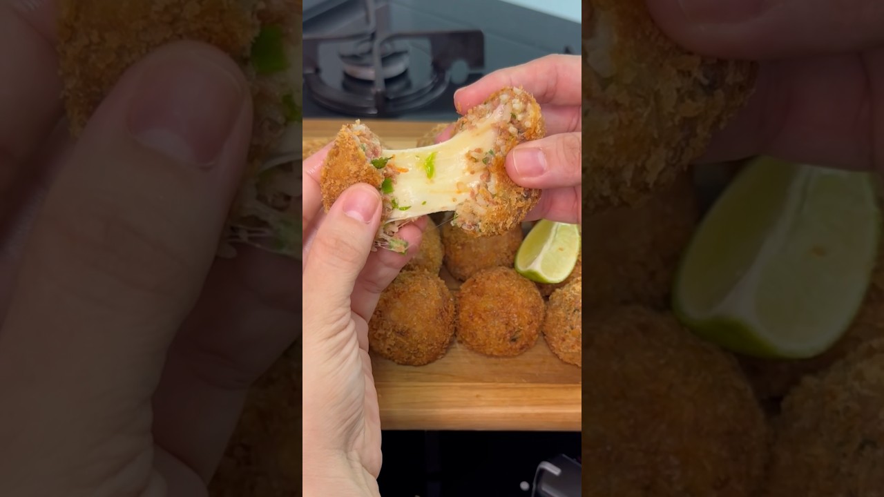 N&atilde;o jogue mais arroz fora ,fa&ccedil;a esses deliciosos bolinhos de arroz recheado com queijo,simples .