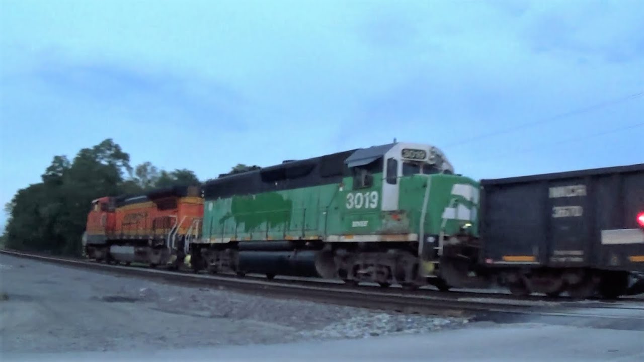 BN Geep on BNSF Local Freight Train