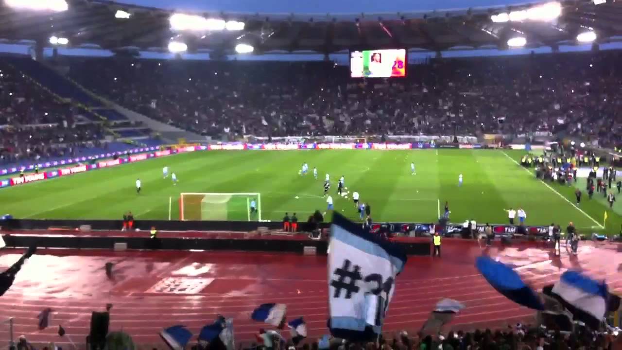 Ultras Napoli Tim cup 2012 senza tessera....