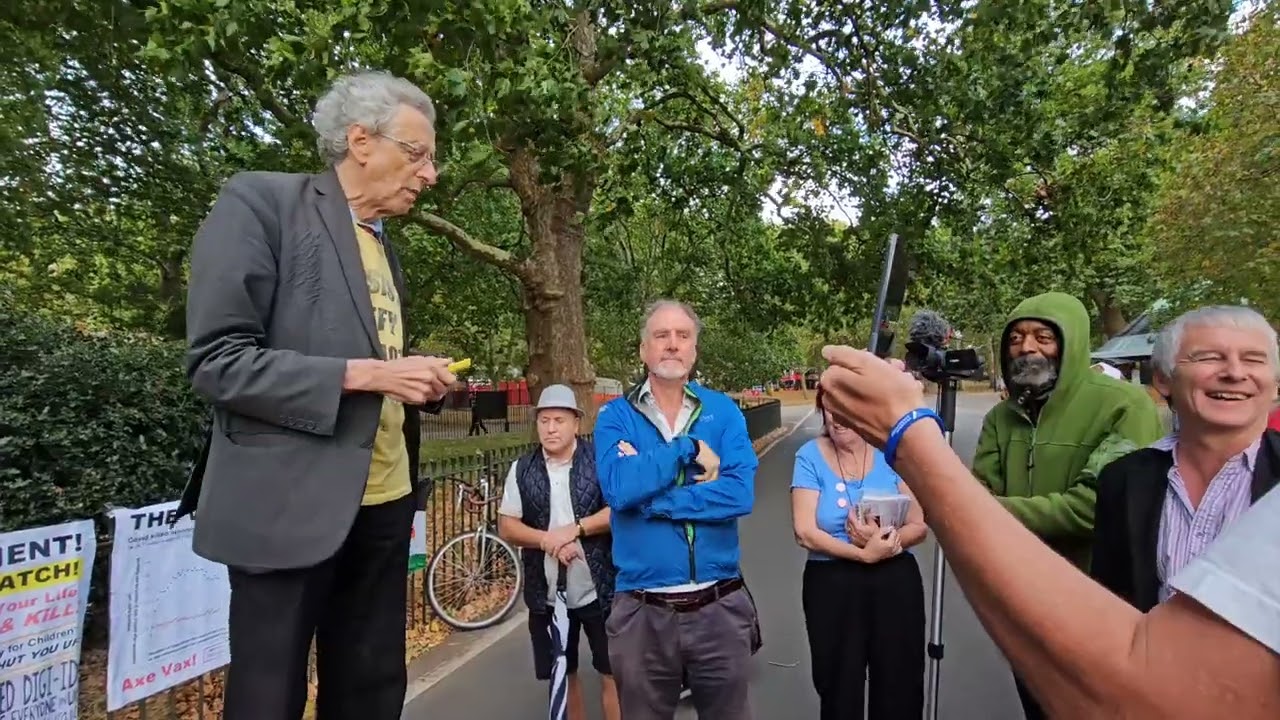 "Is that your Helicopter Piers?" - Speakers' Corner - Piers Corbyn and Geza Tarjanyi - 31/05/2025