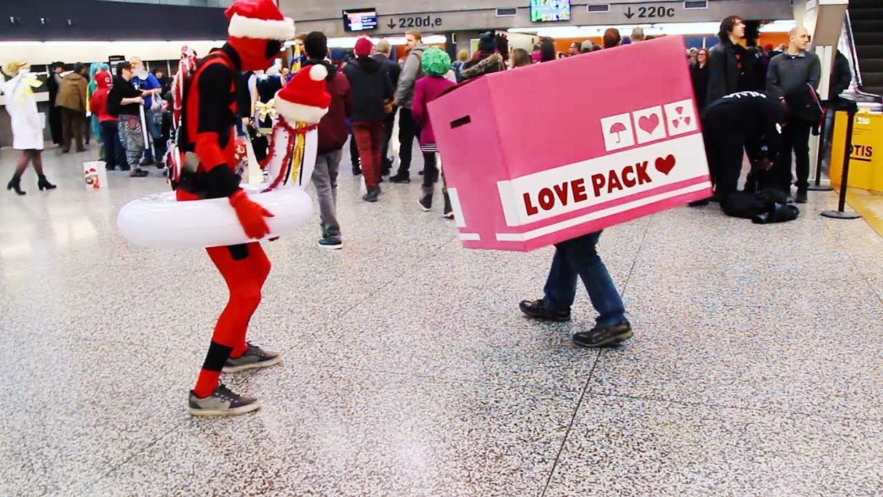 Metal Gear Solid: Peace Walker Love Box cosplay @Montreal Mini Comic Con  2017