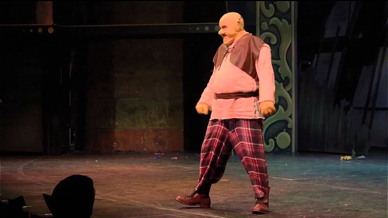 Shrek The Musical - Build a Wall
