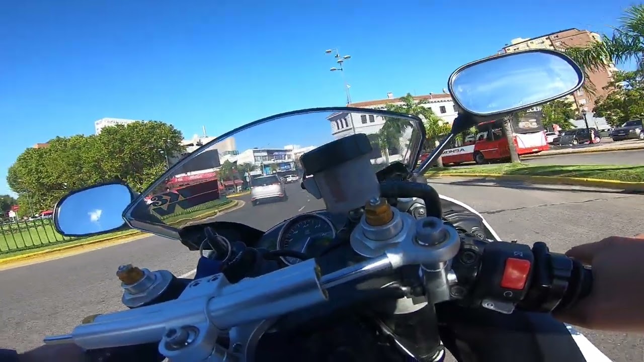 YAMAHA R6 ESCAPE LIBRE