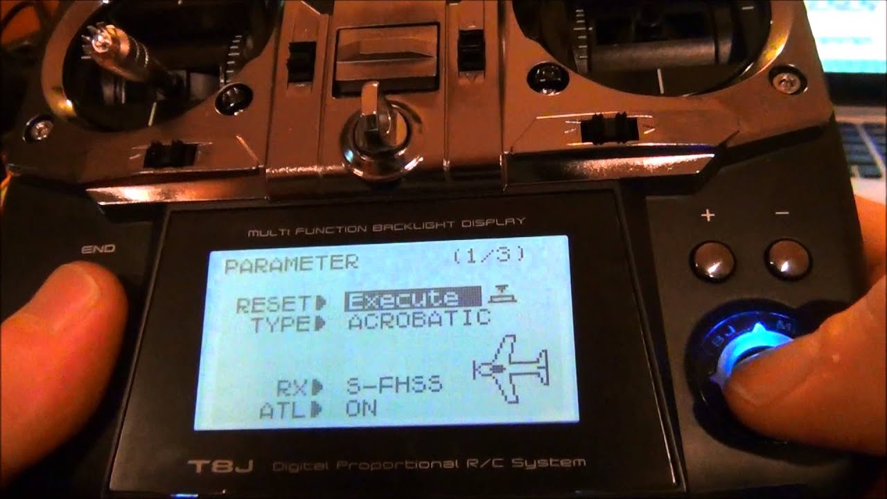 Futaba T8J 2.4Ghz radio system Full Review and Tour