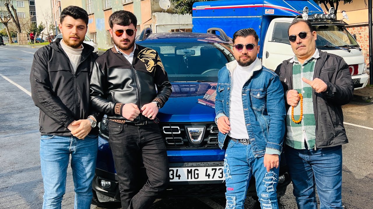 عبدو اشترى سيارة احلامو🚗 وزعنا حلويات لكل عائلة لايف بهالمناسبة وفرحنا كتير 😍عقبال الجميع يا رب🎉