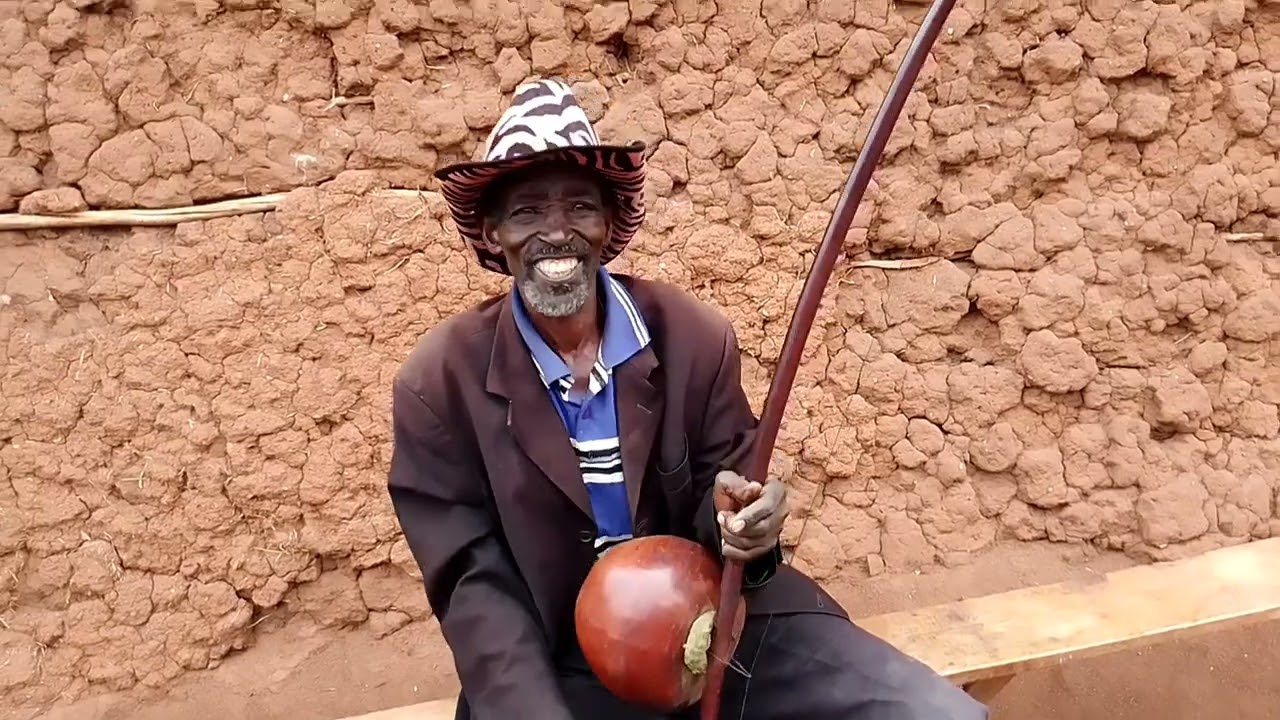 Uyumusaza yabaye umutahira munka za Paul kagame