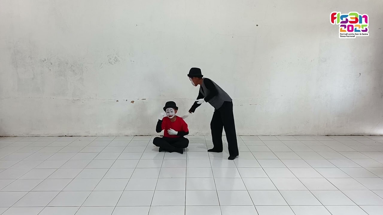 Juara 1 Pantomim 