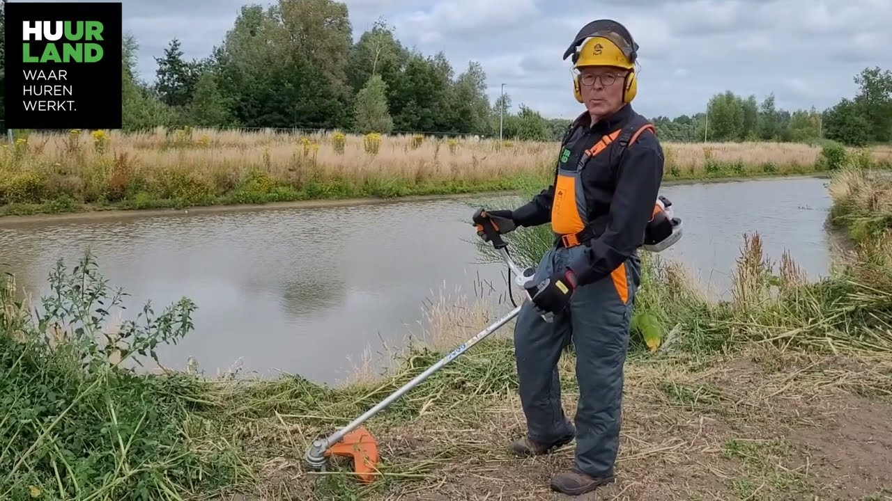 Hoe gebruik ik een draagbare bosmaaier met maaiblad of nylon draden - Huurland - instructievideo