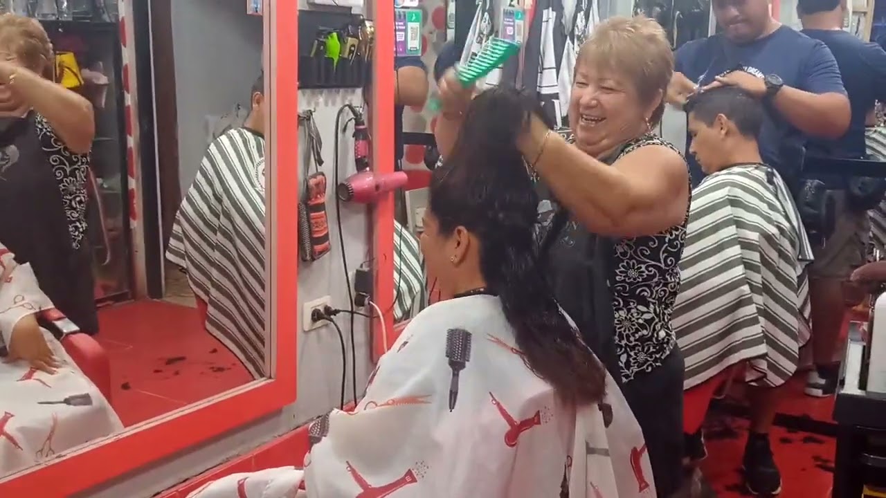 💇🏻Corte De Cabello En La Peluquería
