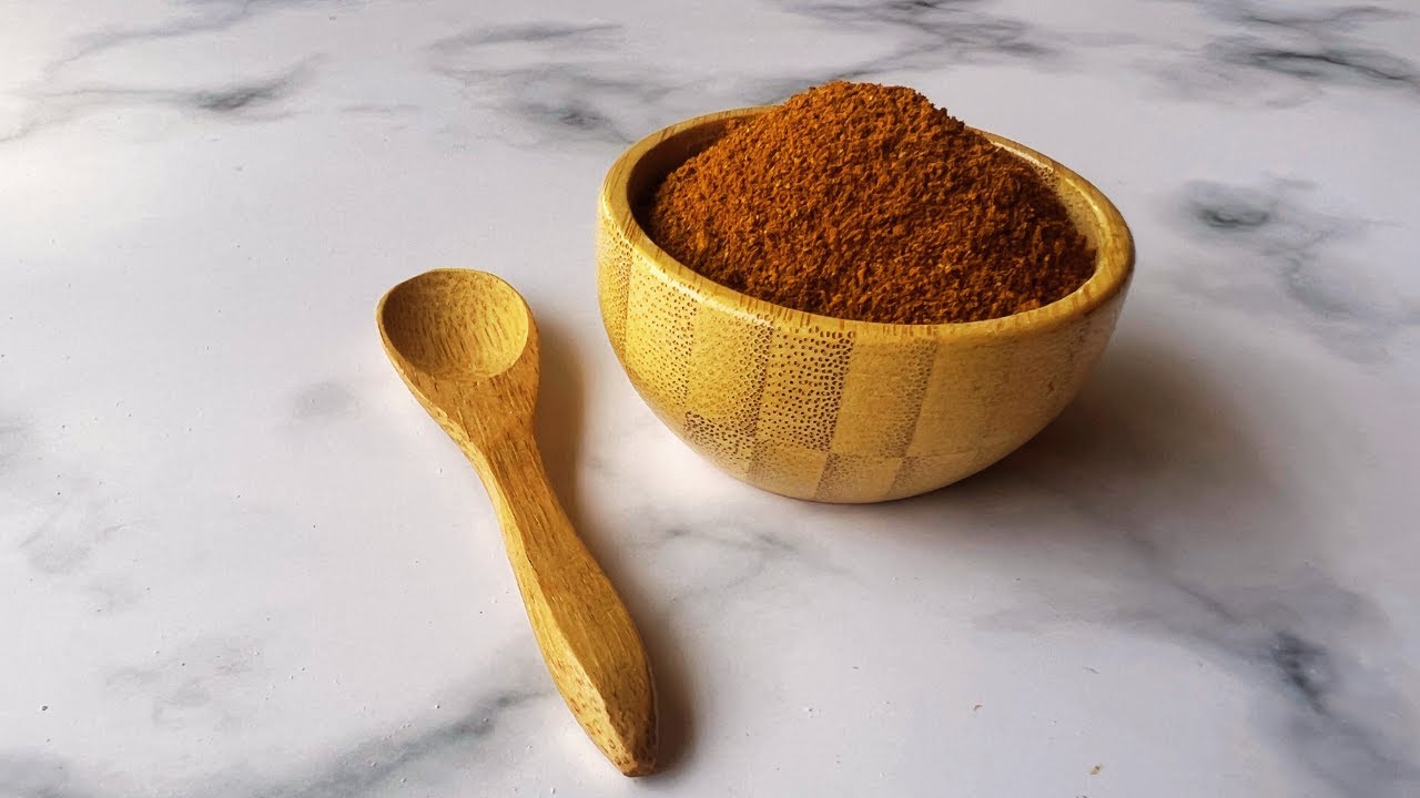 How to Make Turmeric Powder at Home