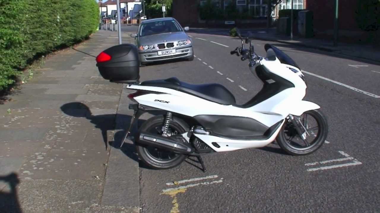 HONDA PCX 125 SCOOTER REVIEW