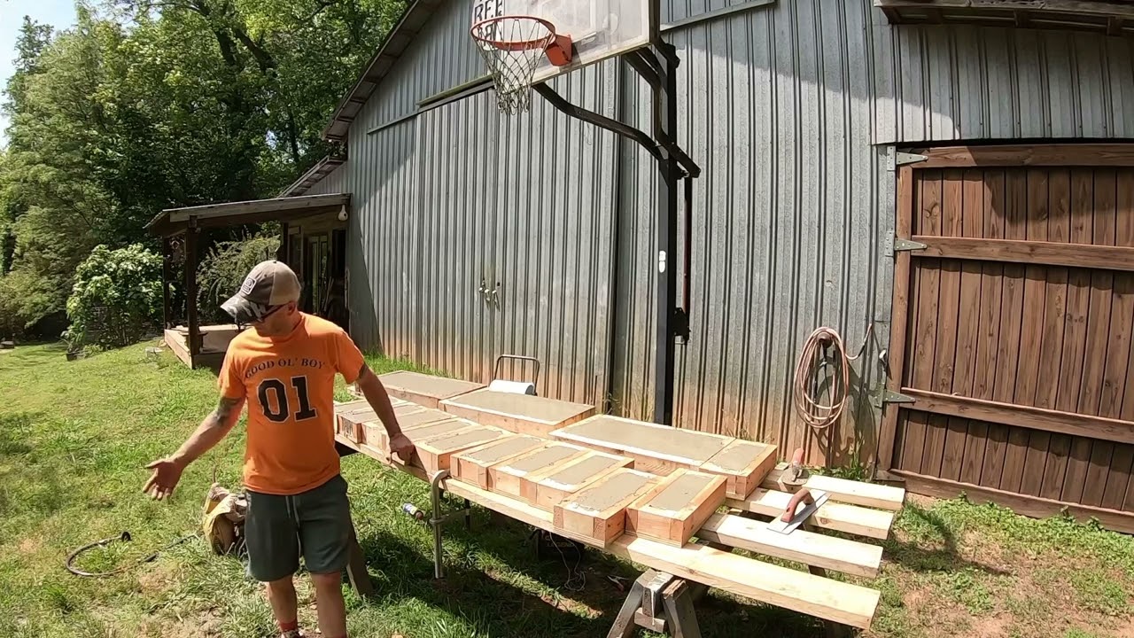 How to pour pool, coping DIY skateboard #diyskatepark  ￼#sackcrete
