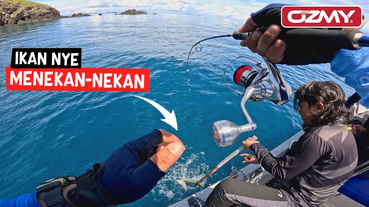 PATUT LAH RAMAI SUKA MANCING DEKAT LAUT...IKAN BESAR-BESAR!