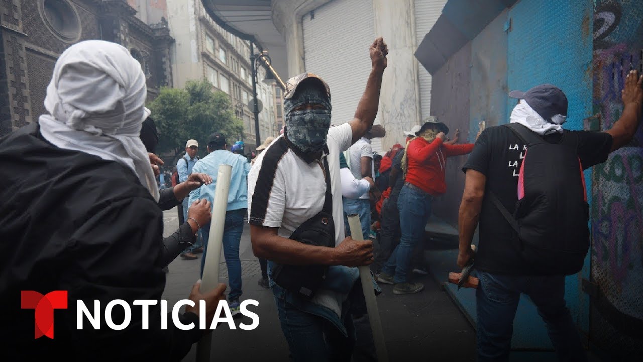 Maestros mantienen protestas en M&eacute;xico a d&iacute;as de la inauguraci&oacute;n del Mundial | Noticias Telemundo