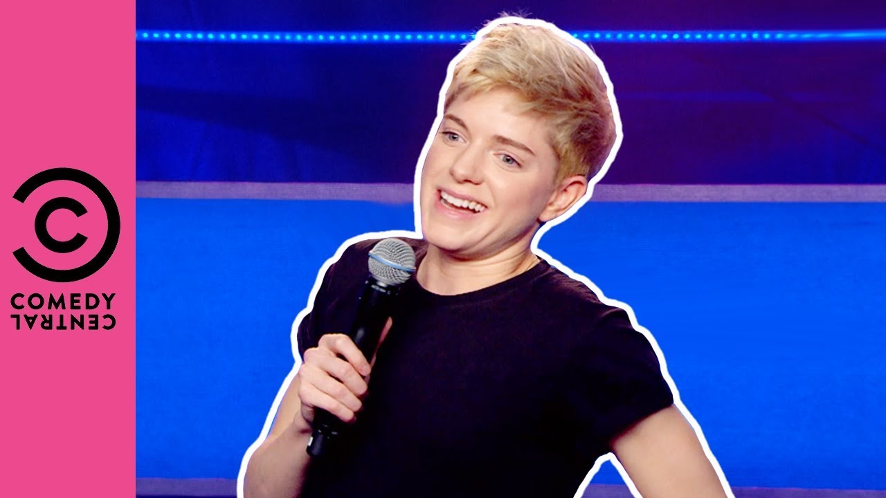Mae Martin&rsquo;s &lsquo;Girlfriend&rsquo; Took Everything From Her | Comedy Central At The Comedy Store