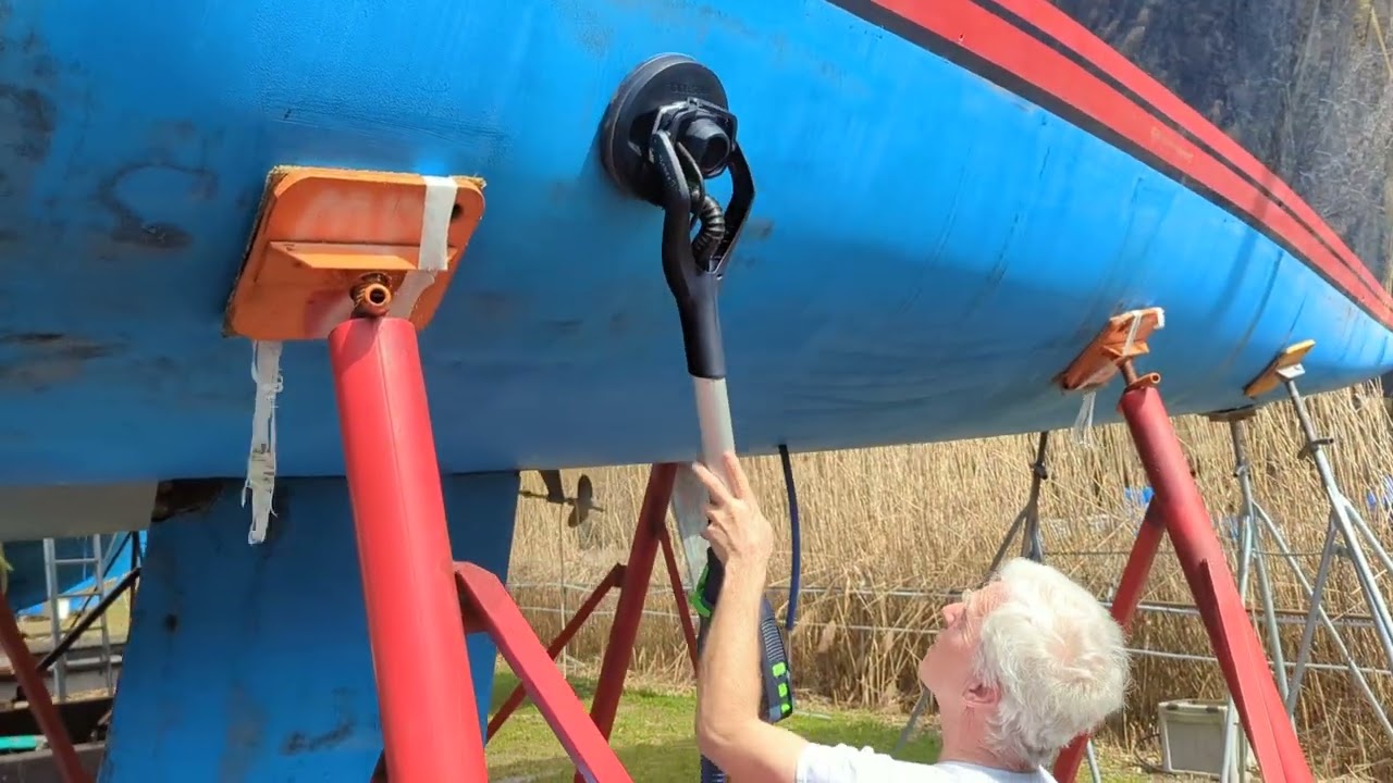 Sailboat Bottom Sanding