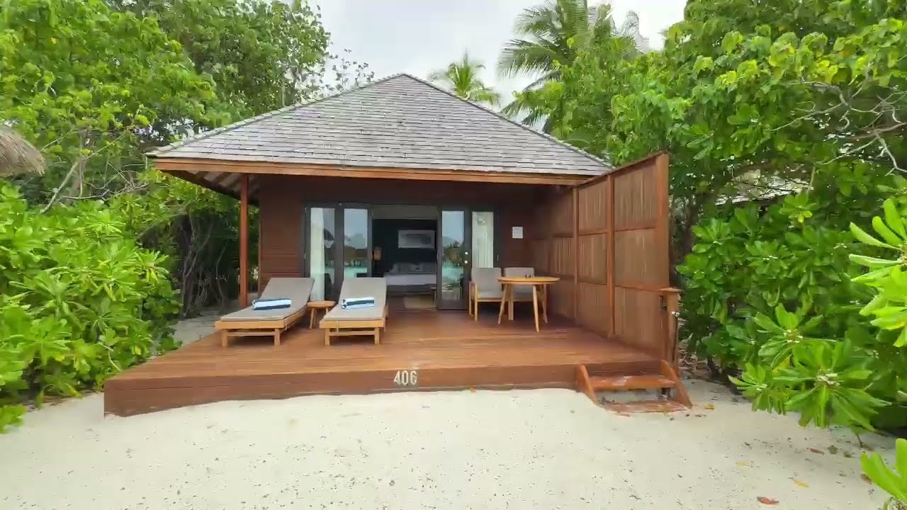 Veligandu Maldives - Sunset Jacuzzi Beach Villa Room Walkthrough
