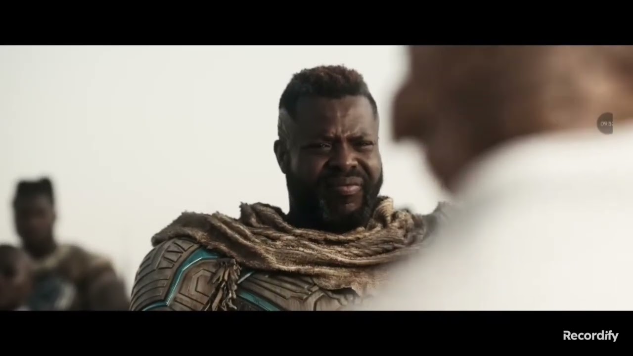 Mostrando os trailers de vingadores (e como vai ser parte 2) 