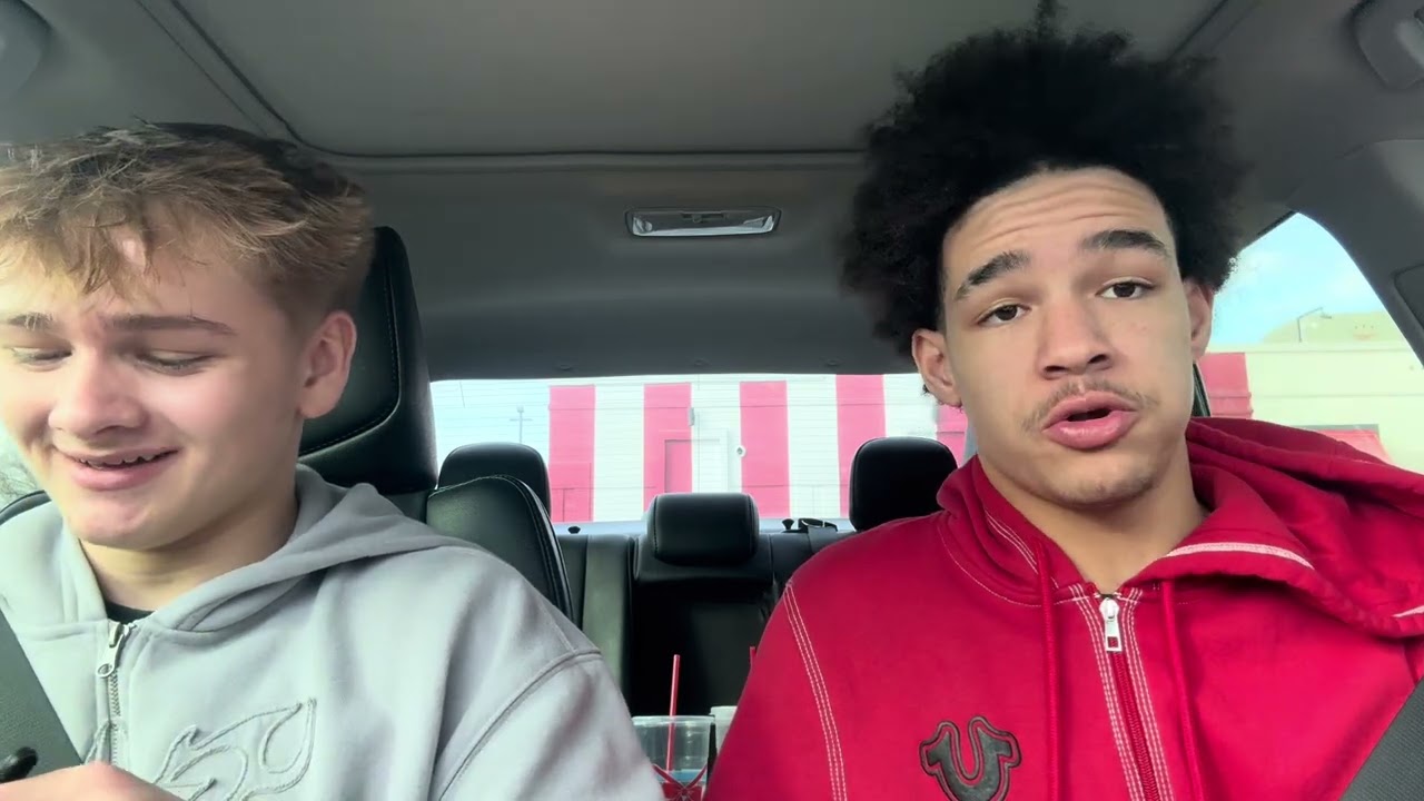 Michael Bridges Noah Lach Reviews KFC Bowls Review!!! (A Little Bit Late But Don’t Mind It!!)