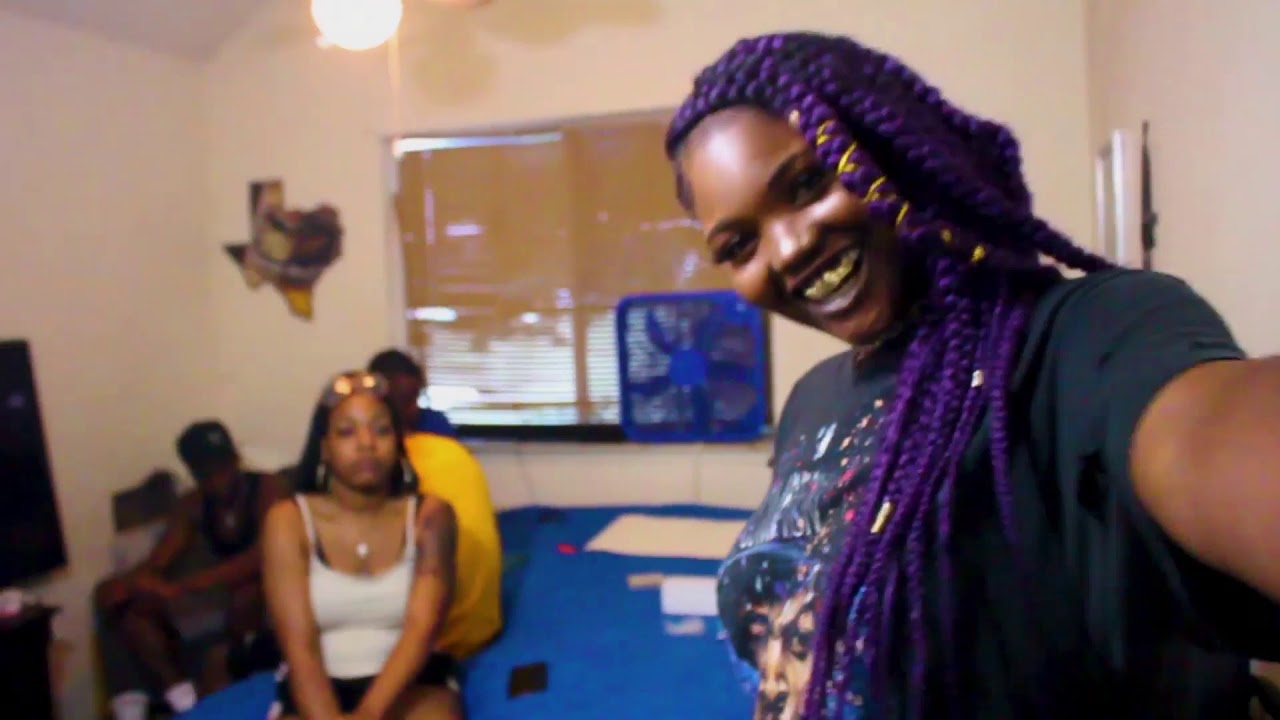 Senta The Artist- YUK! Shot By: Future Dreams