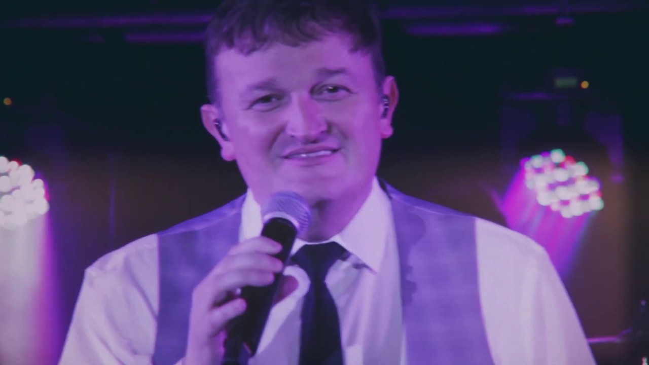 Jimmy Buckley -  The Weekend