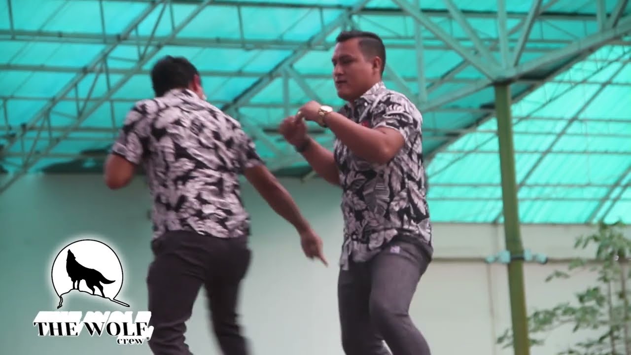 ZAFIRO SENSUAL  - EL SHOW DE ZAFIRO SENSUAL  - POLITOS MOJADOS