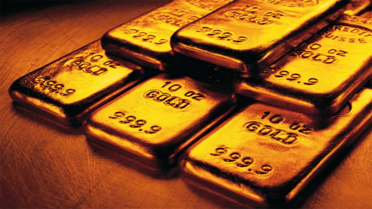 Gold smuggling at Mumbai Airport worth 73.93 lakh, 4 arrested