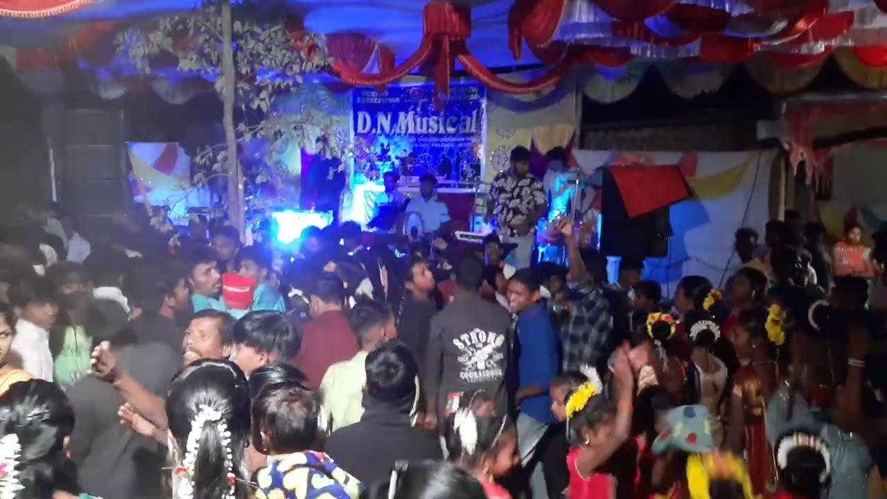 D.N musical group sigav...khup mja aali vajvayla full rada.......! public khus..